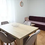 Felix *