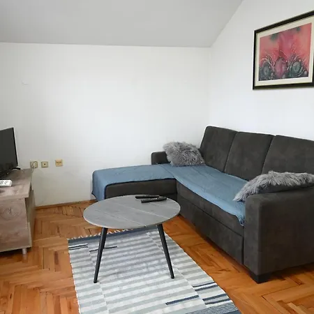 Felix Apartment